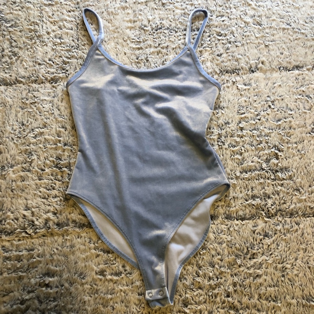Cute soft ass bodysuit no holes and no stains never used